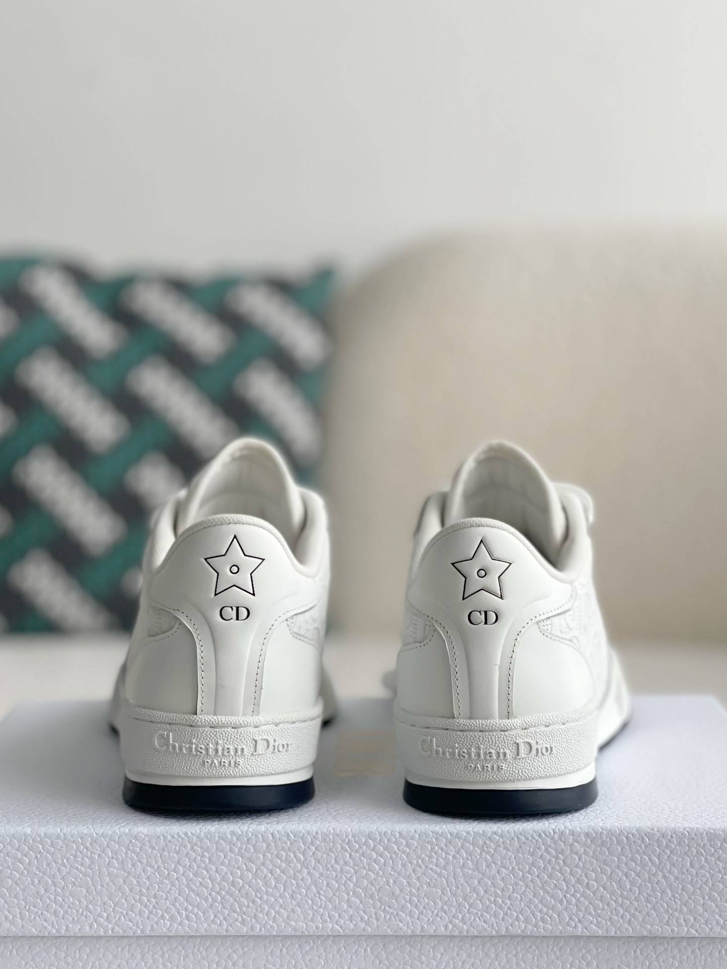 D*OR  Sneaker