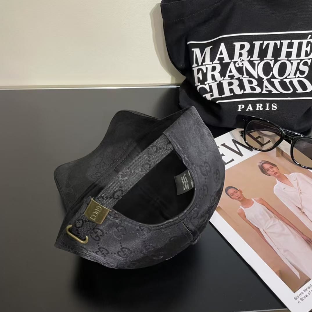 [#4823] G*u*i baseball cap peaked c ap hat