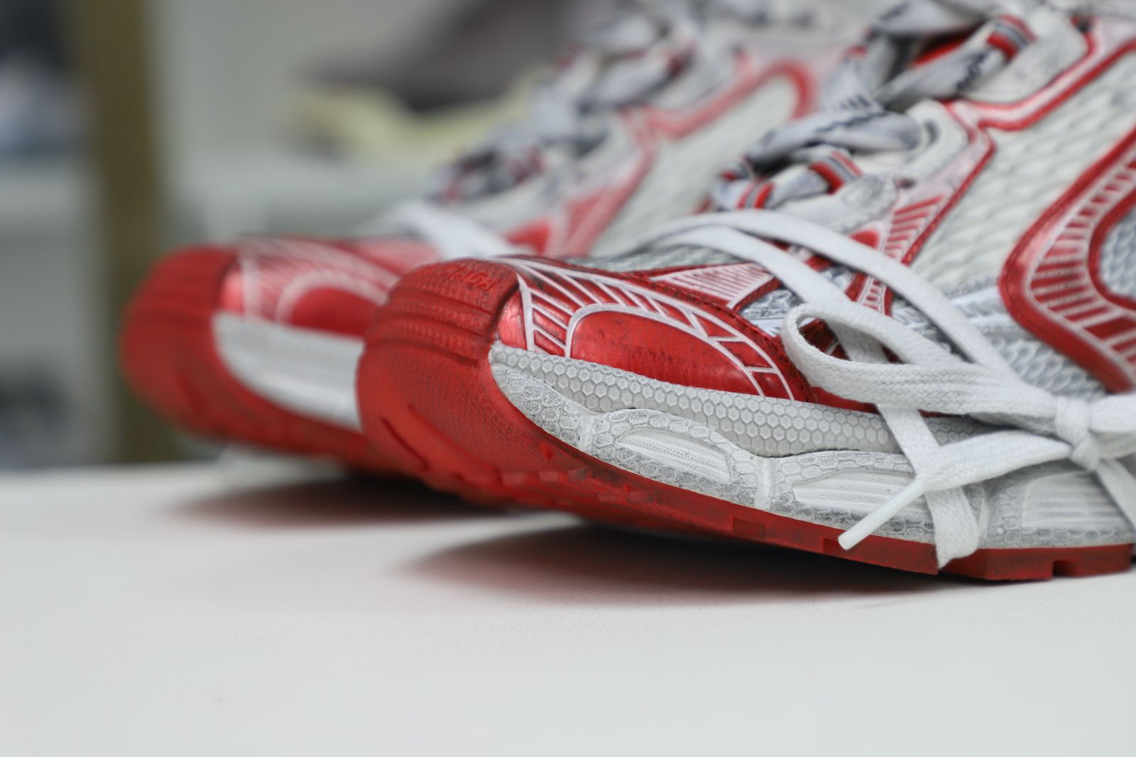 Balenciaga all sizes still in stock! Please contact customer service on iMessage/WhatsApp to purchase! BLGA  3XL