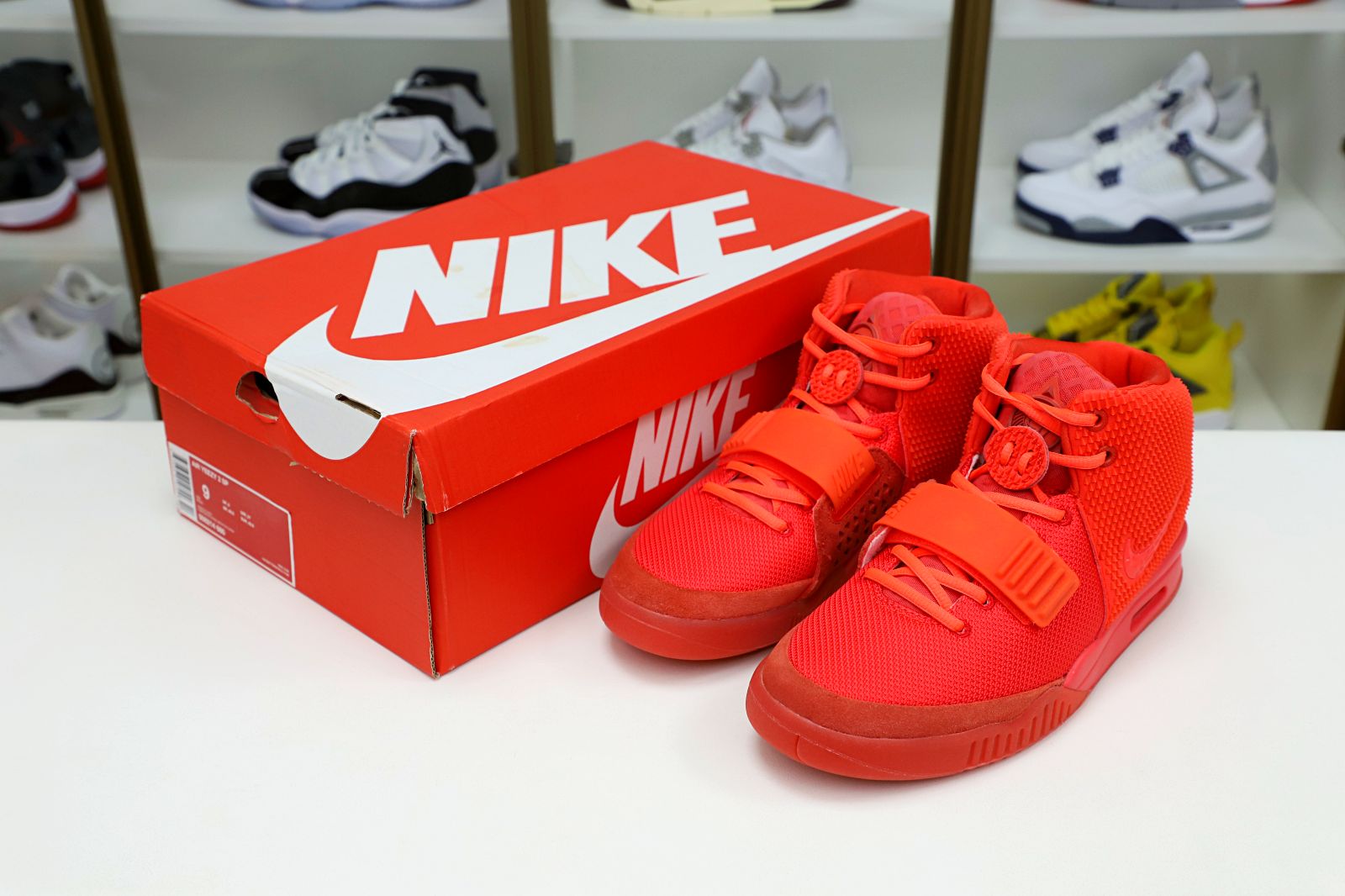 Nike Air Ye*zy 2 red october