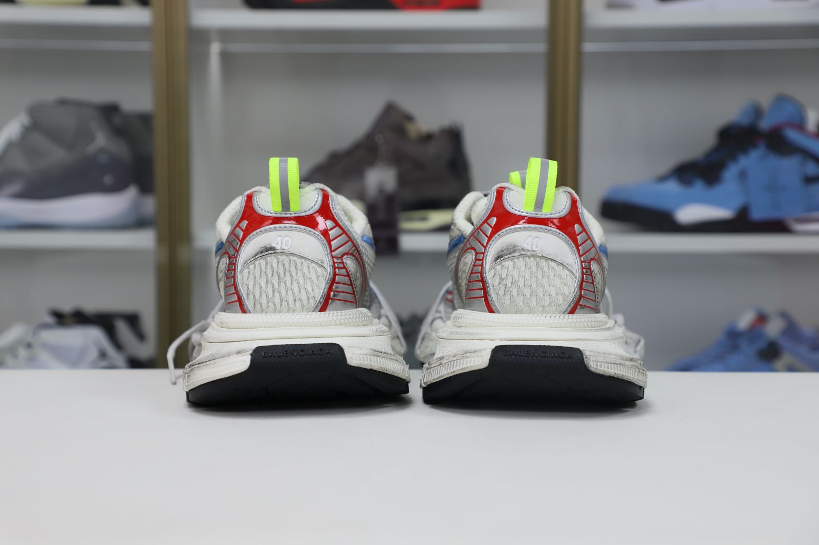 Balenciaga all sizes still in stock! Please contact customer service on iMessage/WhatsApp to purchase! BLGA  3XL