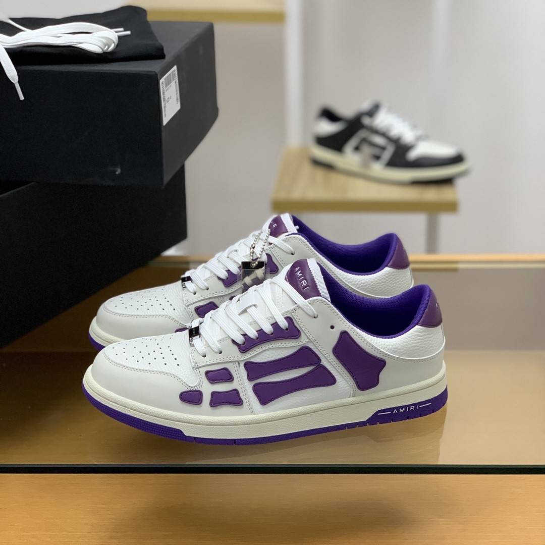 A*RI Bone Sneakers