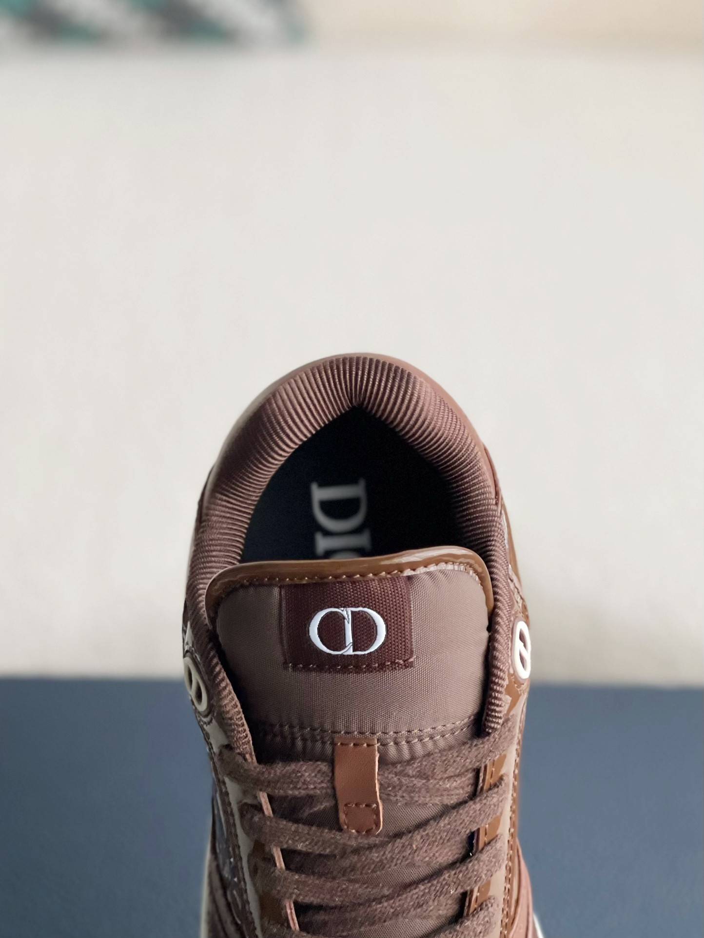 D*OR HIGH LEVEL B27 Sneaker
