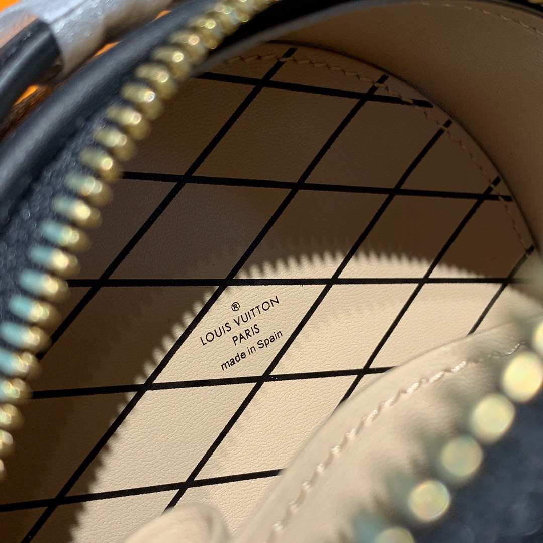 Lv Boite Chapeau