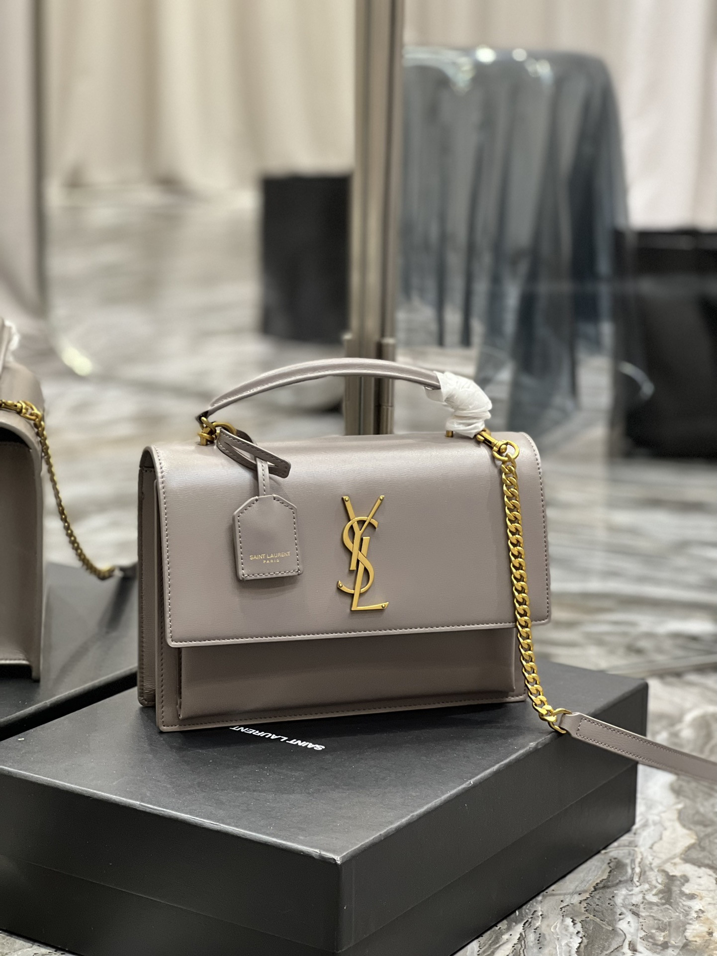 Ysl Sunset Medium Top Handle In Smooth Leather