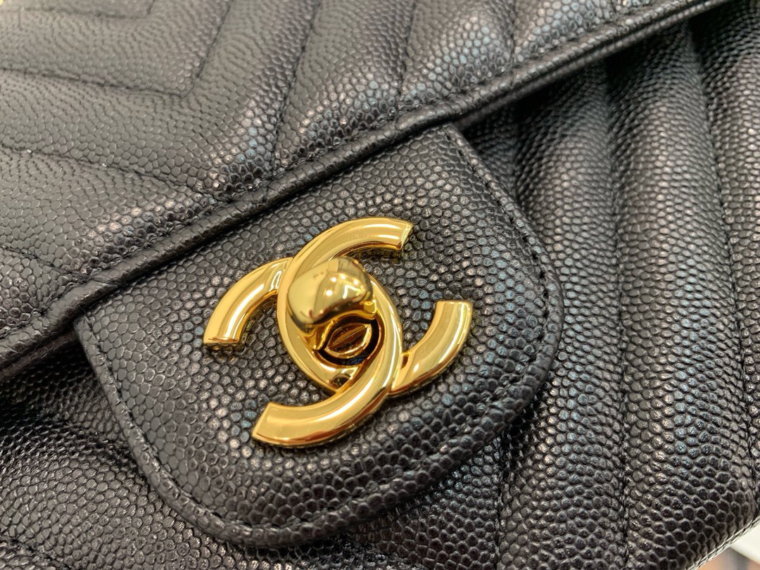 Chanle Classic Flap Bag With Chevron Quilting