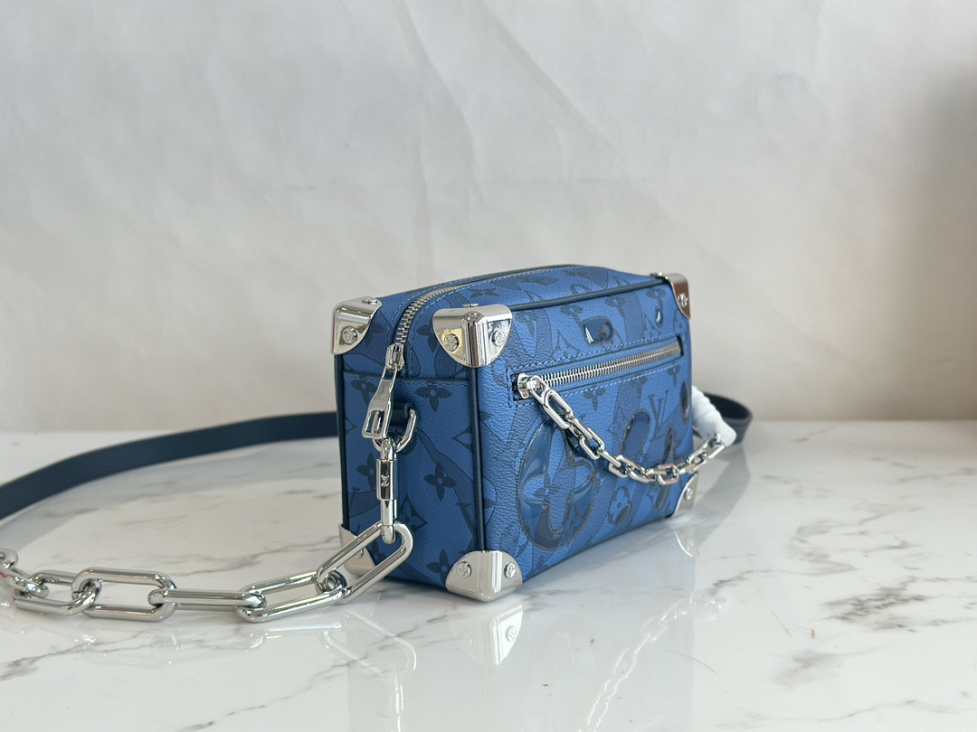Lv Soft Trunk