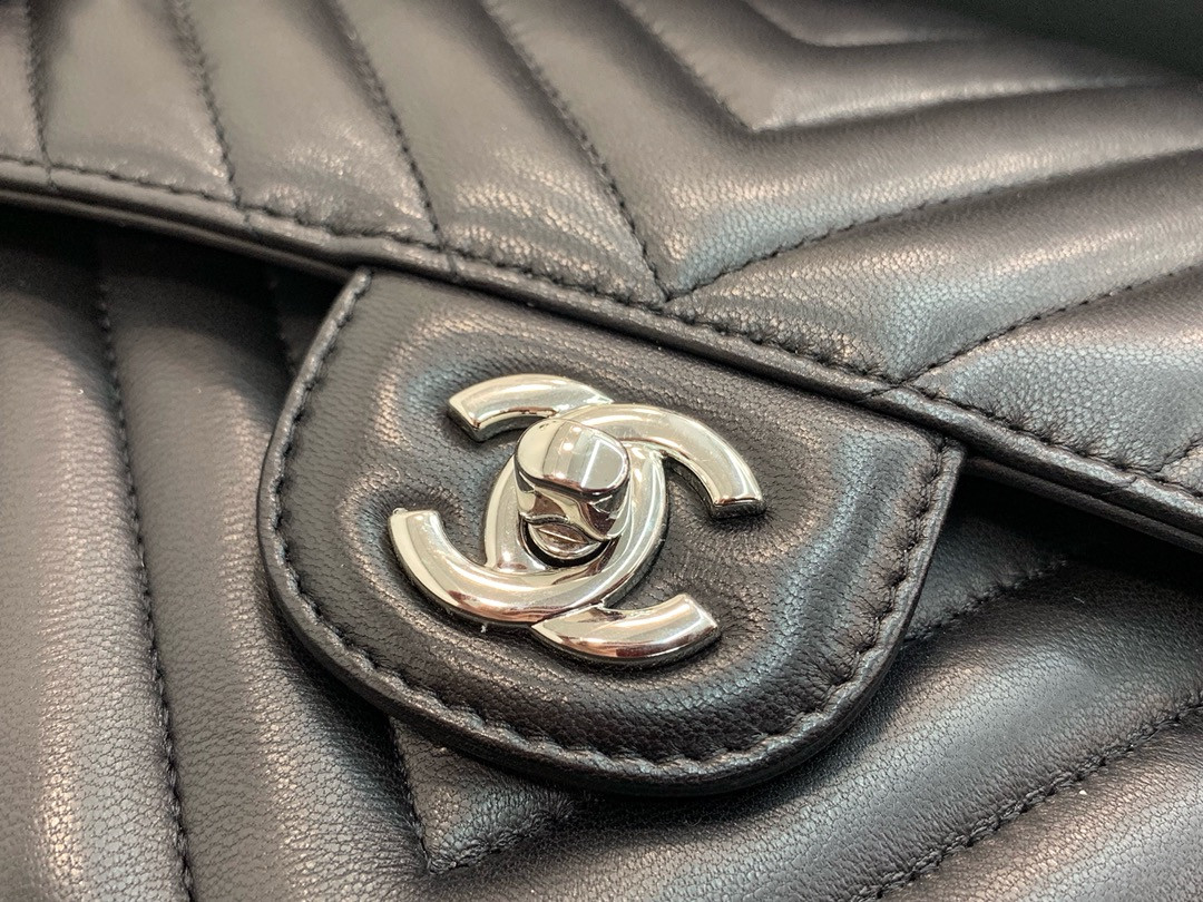 Chanle Classic Flap Bag With Chevron Quilting-lambskin Leather